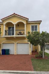 7031 SW 165th Ave, Miami, FL 33193