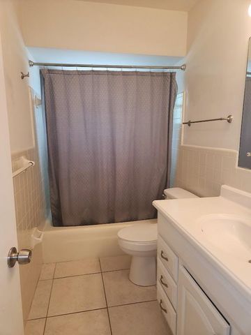 2940 NE 19th Terrace South Side, Lighthouse Point, FL 33064