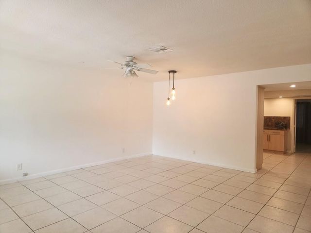 2940 NE 19th Terrace South Side, Lighthouse Point, FL 33064