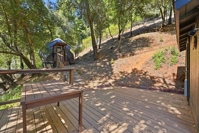 21477 Old Mine Road, Los Gatos, CA 95033