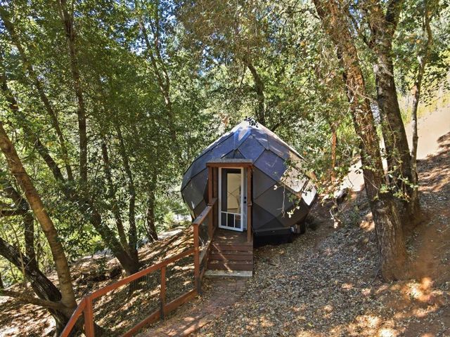 21477 Old Mine Road, Los Gatos, CA 95033