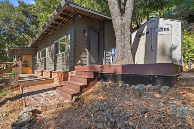 21477 Old Mine Road, Los Gatos, CA 95033