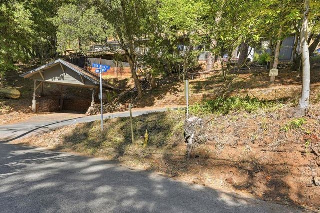 21477 Old Mine Road, Los Gatos, CA 95033