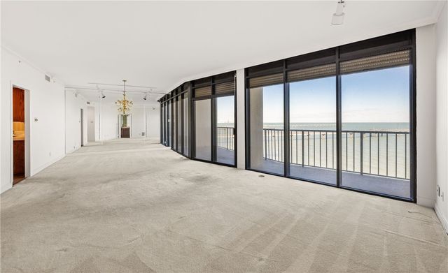 4350 Ocean Dr 103, Corpus Christi, TX 78412