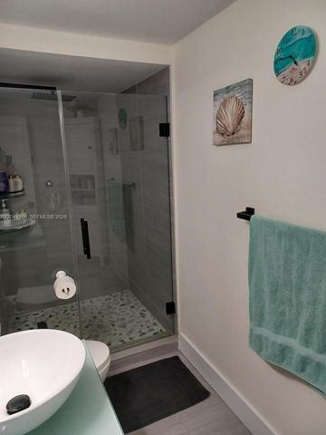 1600 S Ocean Drive 12F, Hollywood, FL 33019