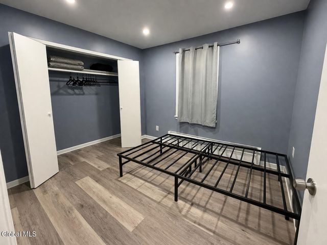 17 Landon Terrace, Schenectady, NY 12308