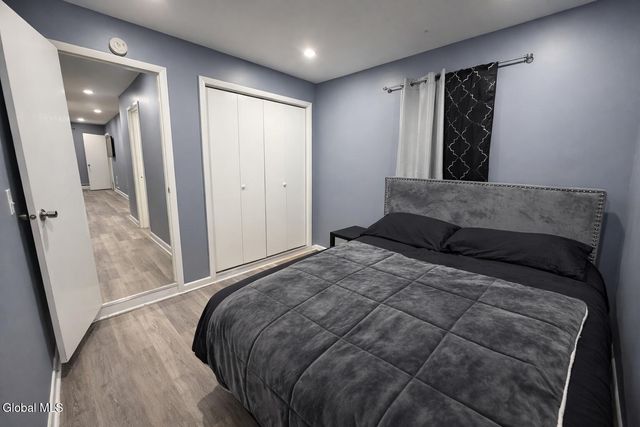 17 Landon Terrace, Schenectady, NY 12308