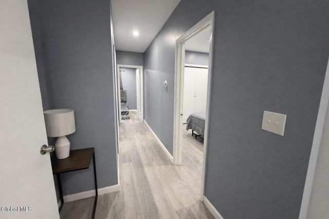 17 Landon Terrace, Schenectady, NY 12308