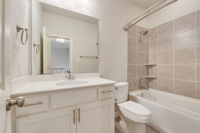 1132 Peacock Boulevard, Carrollton, TX 75007