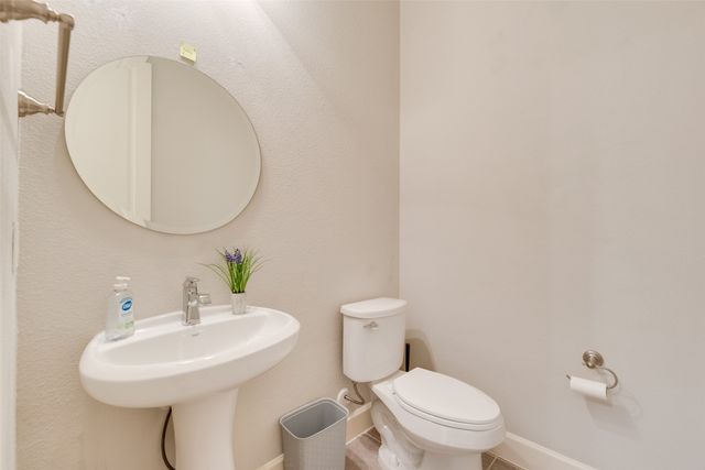 1132 Peacock Boulevard, Carrollton, TX 75007