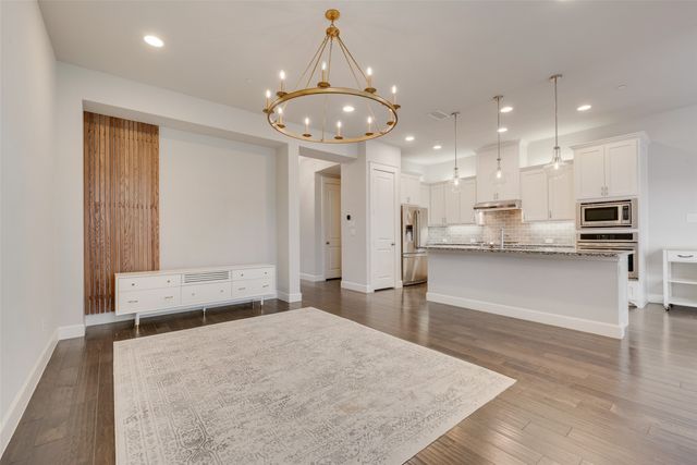 1132 Peacock Boulevard, Carrollton, TX 75007