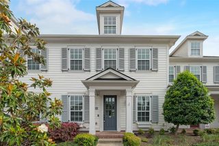 1132 Peacock Boulevard, Carrollton, TX 75007