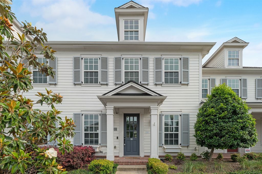 1132 Peacock Boulevard, Carrollton, TX 75007