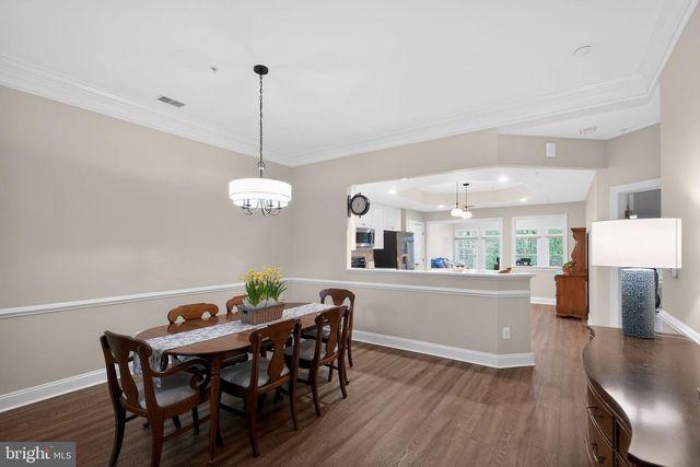 330 COLONY POINT PL, Edgewater, MD 21037