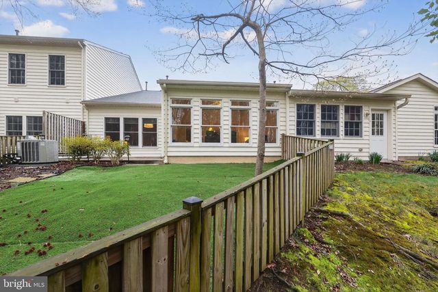 330 COLONY POINT PL, Edgewater, MD 21037