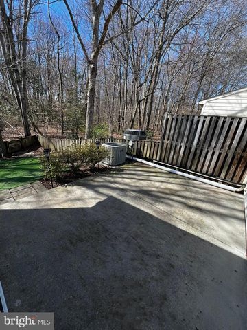 330 COLONY POINT PL, Edgewater, MD 21037