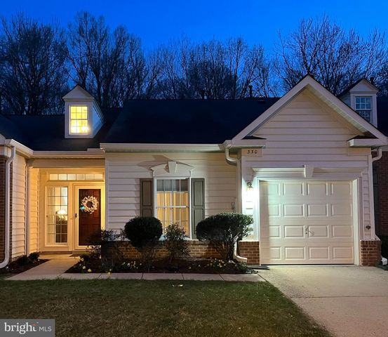330 COLONY POINT PL, Edgewater, MD 21037