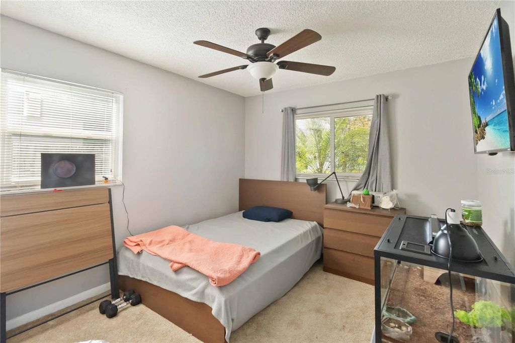 Image 15 of property listing at 1187 POPPY AVENUE, Orlando, FL 32811