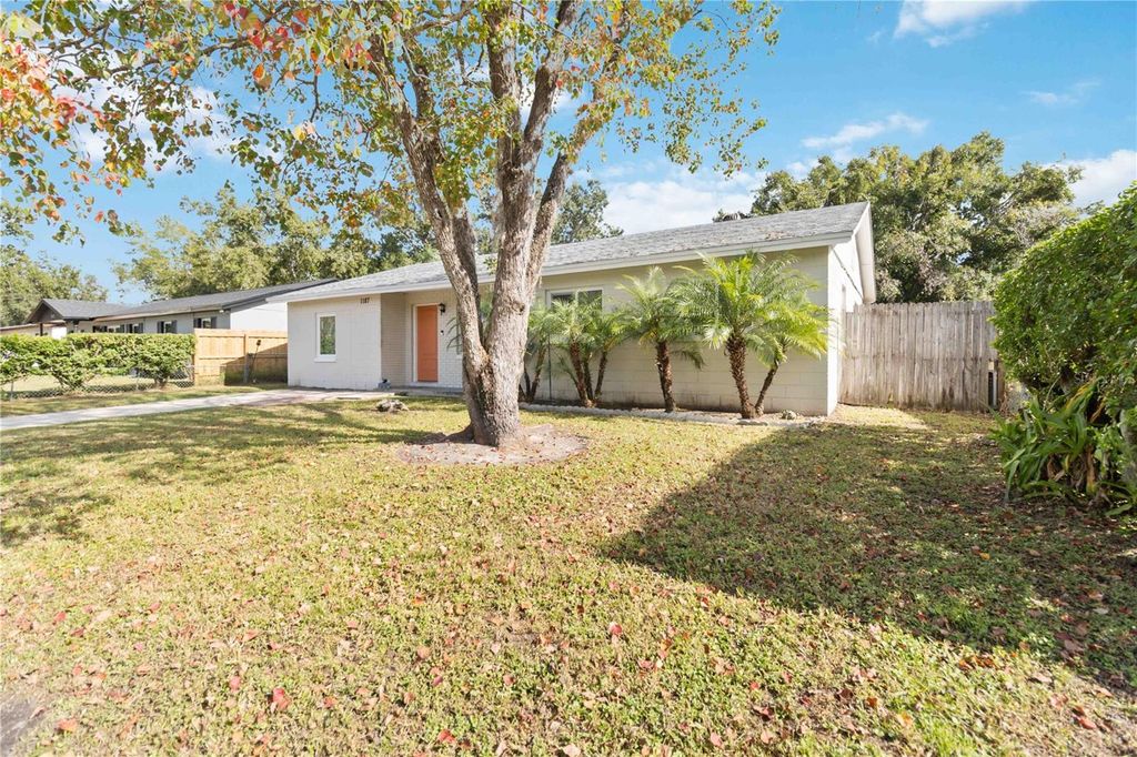 Image 3 of property listing at 1187 POPPY AVENUE, Orlando, FL 32811