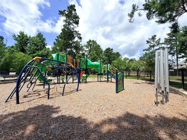 532 Flower Reed Court, Magnolia, TX 77354