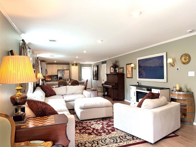 532 Flower Reed Court, Magnolia, TX 77354