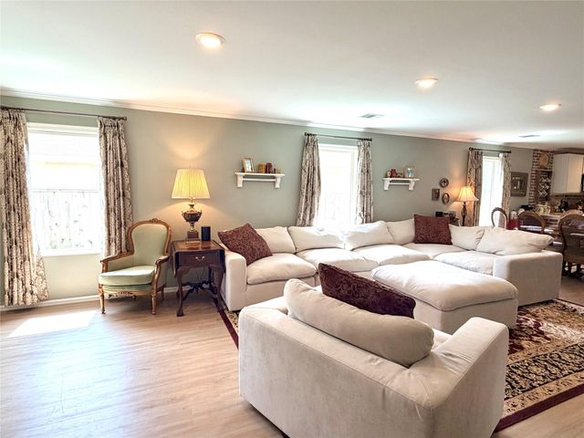 532 Flower Reed Court, Magnolia, TX 77354