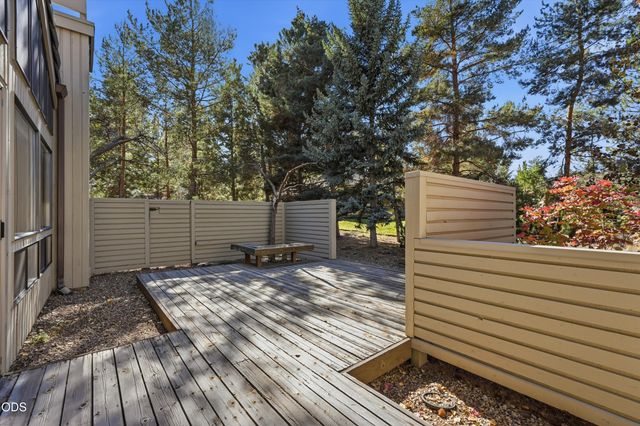 19466 Sunshine Way, Bend, OR 97702