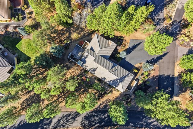 19466 Sunshine Way, Bend, OR 97702