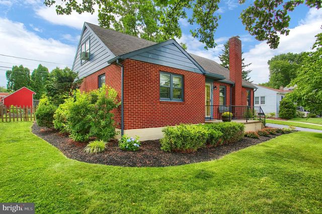 4953 BERKLEY ST, Harrisburg, PA 17109
