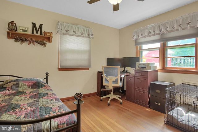 4953 BERKLEY ST, Harrisburg, PA 17109