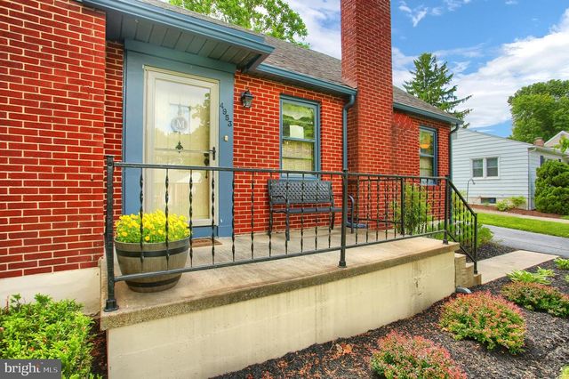 4953 BERKLEY ST, Harrisburg, PA 17109