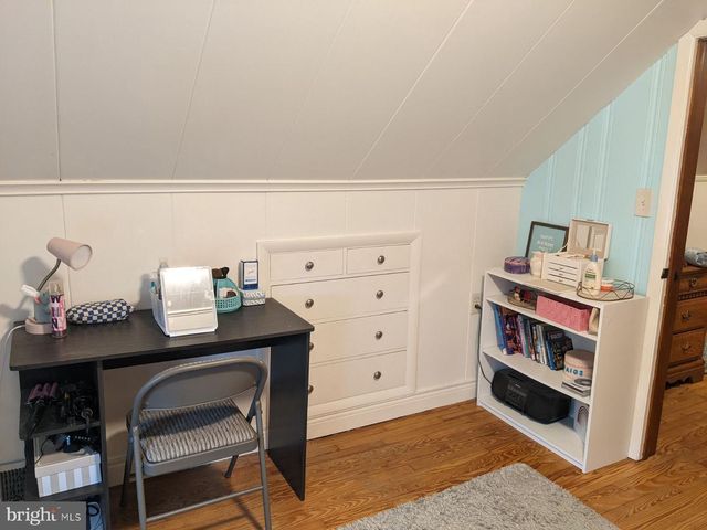 4953 BERKLEY ST, Harrisburg, PA 17109