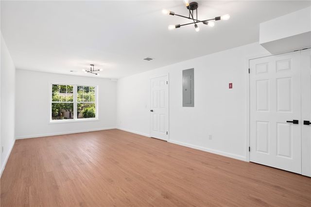 18 Pleasantview Avenue, Johnston, RI 02919