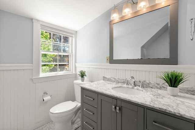 189 Mount Vernon St, Newton, MA 02465