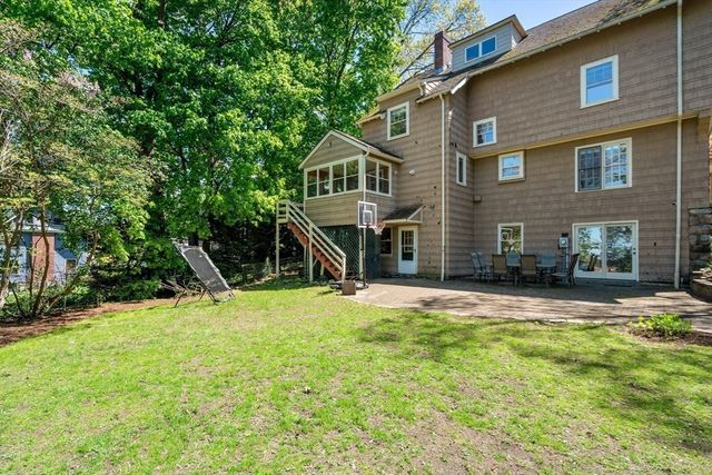 189 Mount Vernon St, Newton, MA 02465