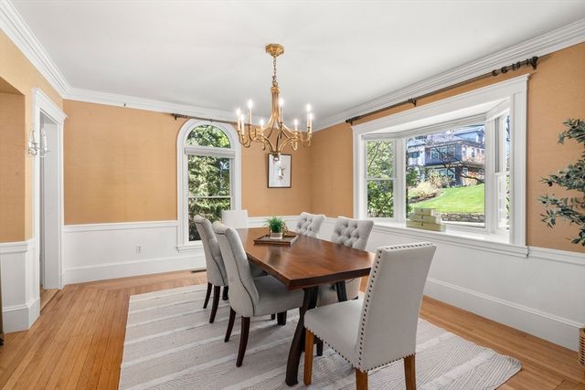 189 Mount Vernon St, Newton, MA 02465
