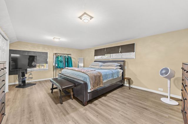 4136 Park Avenue, Brookfield, IL 60513