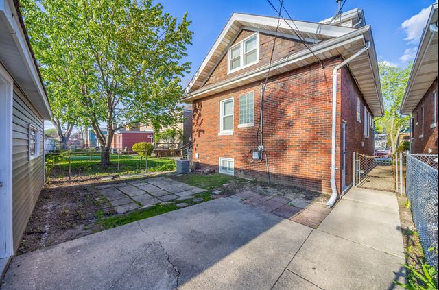 4136 Park Avenue, Brookfield, IL 60513