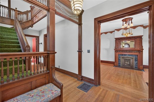 49 Park Street, Buffalo, NY 14201