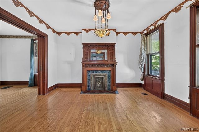 49 Park Street, Buffalo, NY 14201