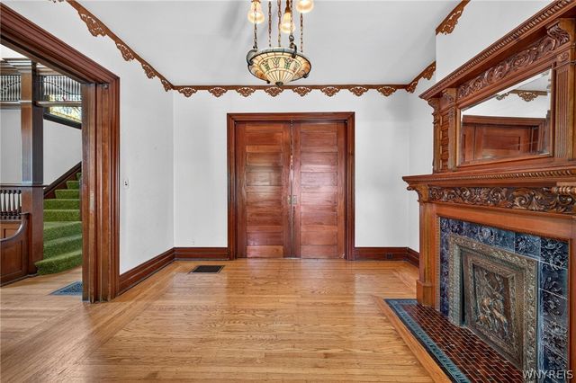 49 Park Street, Buffalo, NY 14201