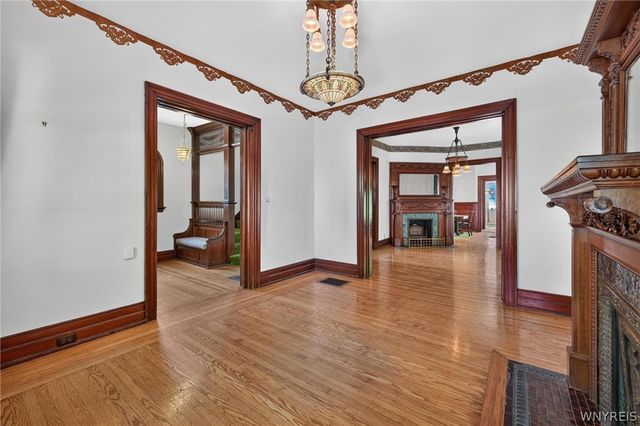 49 Park Street, Buffalo, NY 14201