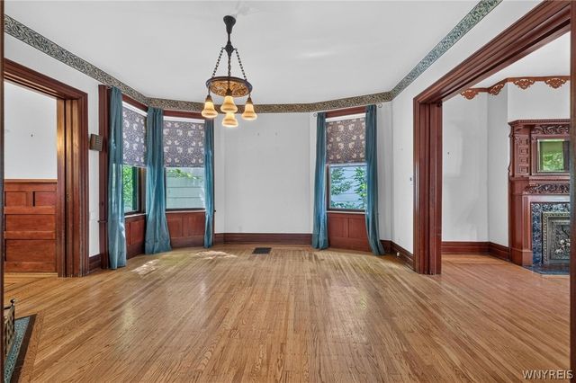 49 Park Street, Buffalo, NY 14201
