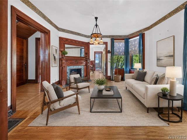 49 Park Street, Buffalo, NY 14201