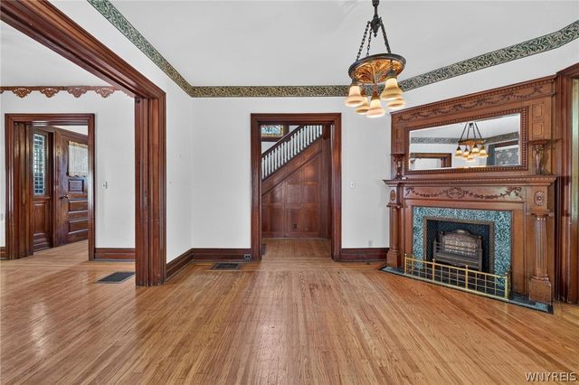 49 Park Street, Buffalo, NY 14201