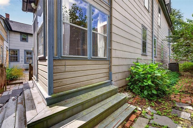 49 Park Street, Buffalo, NY 14201