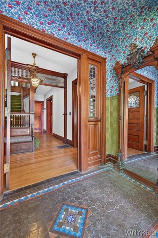 49 Park Street, Buffalo, NY 14201