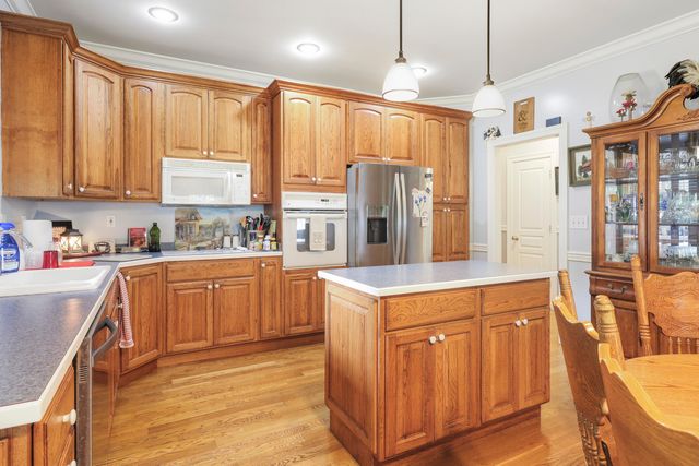 1869 Clintonville Road, Paris, KY 40361