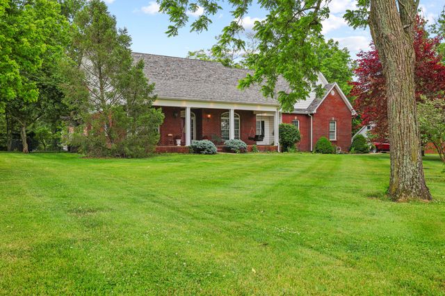 1869 Clintonville Road, Paris, KY 40361