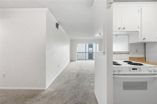 3267 BENEVA ROAD 203, Sarasota, FL 34232